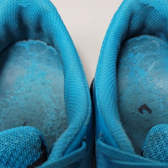 Inov8 Terraclaw 220  Hiking Shoes- Men’s 11.5 / Women’s 13 - Picture 6 of 10